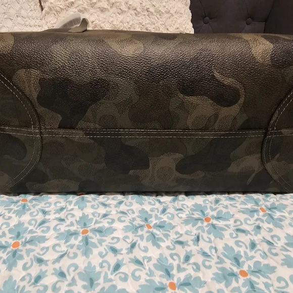 Coach Green and Black Camouflage Tote 14X12X6 - Picture 3 of 4